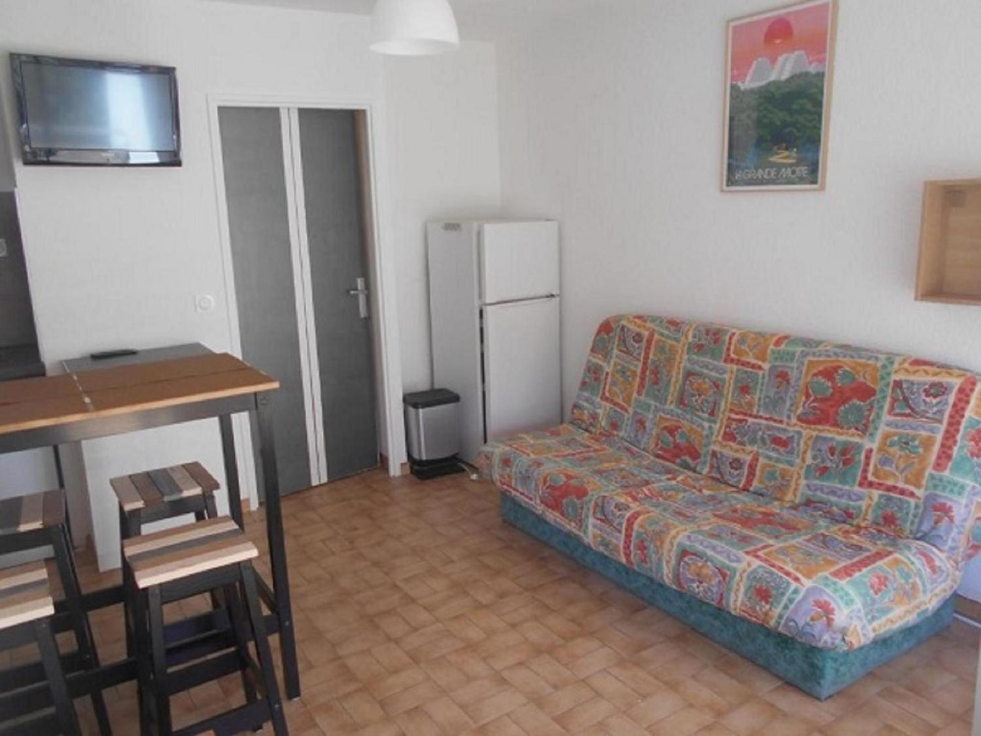 Vittoria Immobilier 2 -Reglement Sur Place - Cheques Vacances Acceptes Ла-Гранд-Мот Номер фото